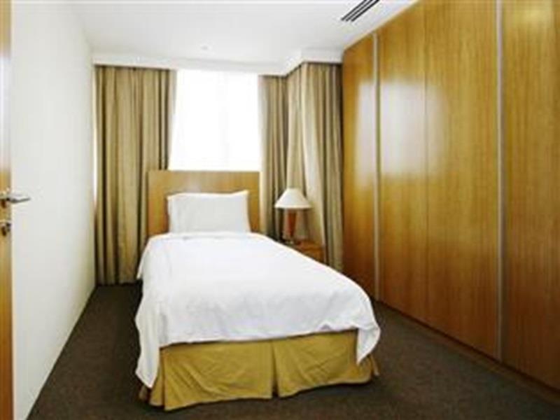 Aparthotel Park Avenue Clemenceau 4*