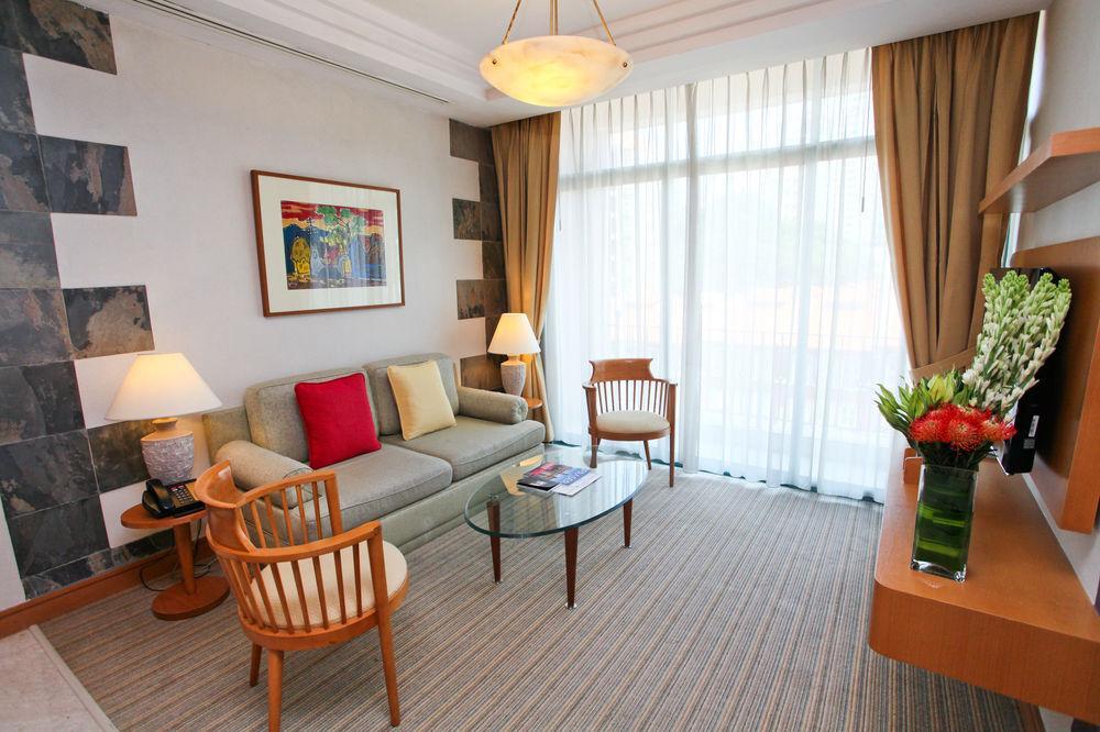 Fraser Place Robertson Walk 5*