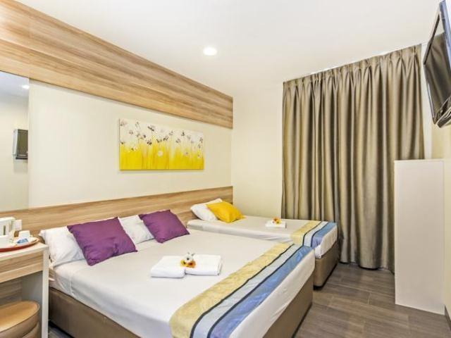 81 Dickson Hotel 2*