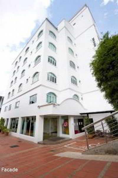 Hangout At Mt Emily Hotel