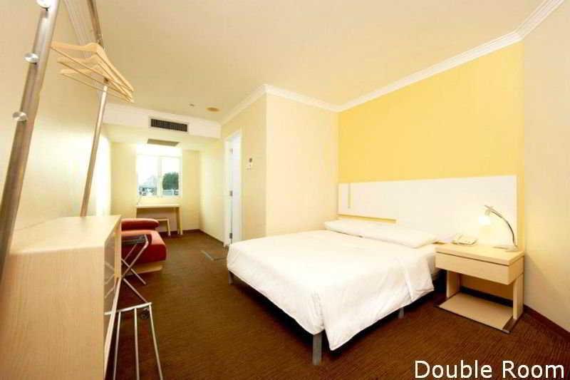 Hotel Hangout At Mt Emily Singapore