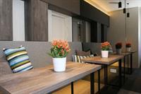 Cube Boutique Capsule Hotel 2*