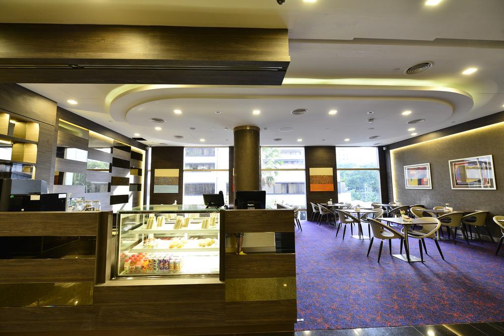 Grand Central 4* Singapore