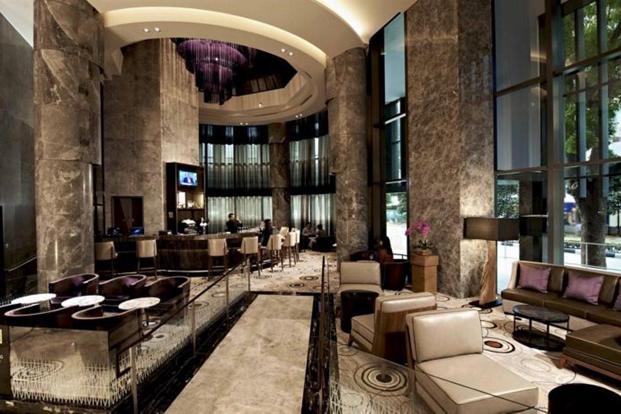 Hotel Carlton
