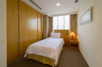Park Avenue Clemenceau Aparthotel