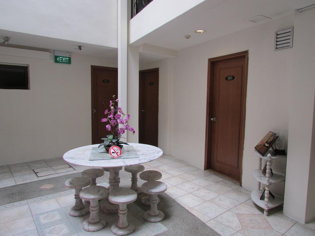 Amber Katong Hotel 2*