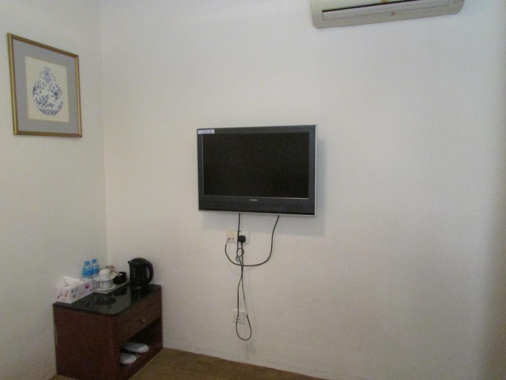 Amber Katong Hotel 2*