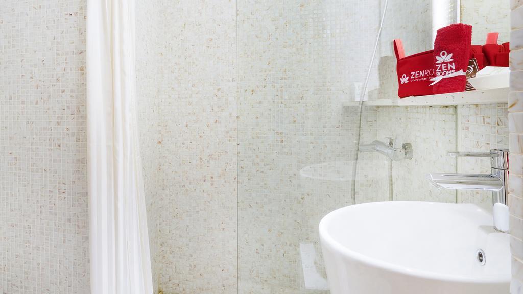 Hotel Zen Premium Outram Park Singapore