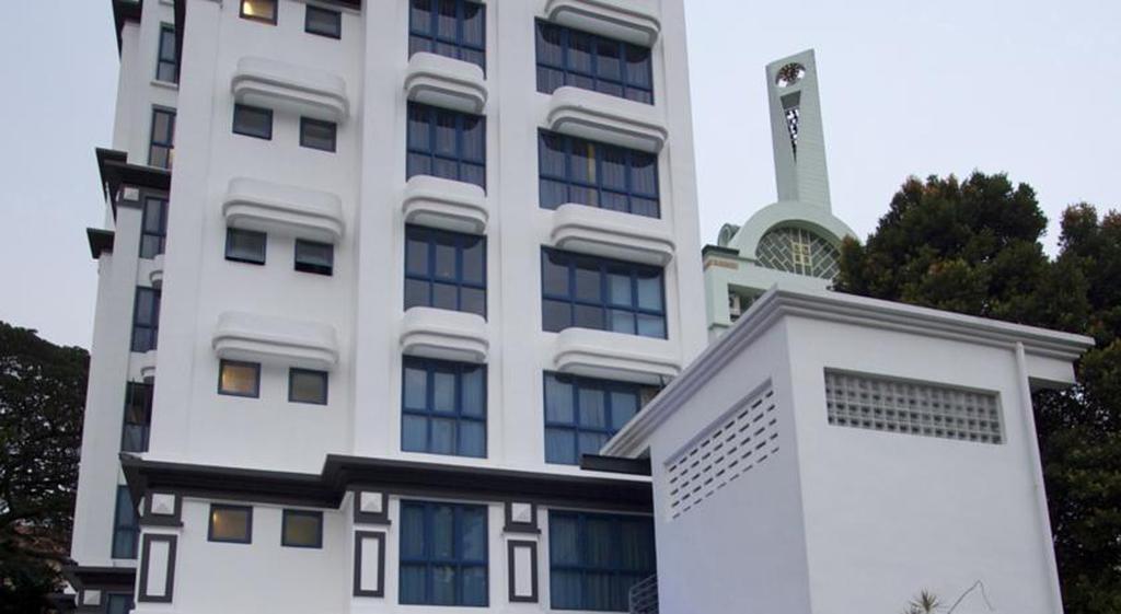 Zen Bukit Merah