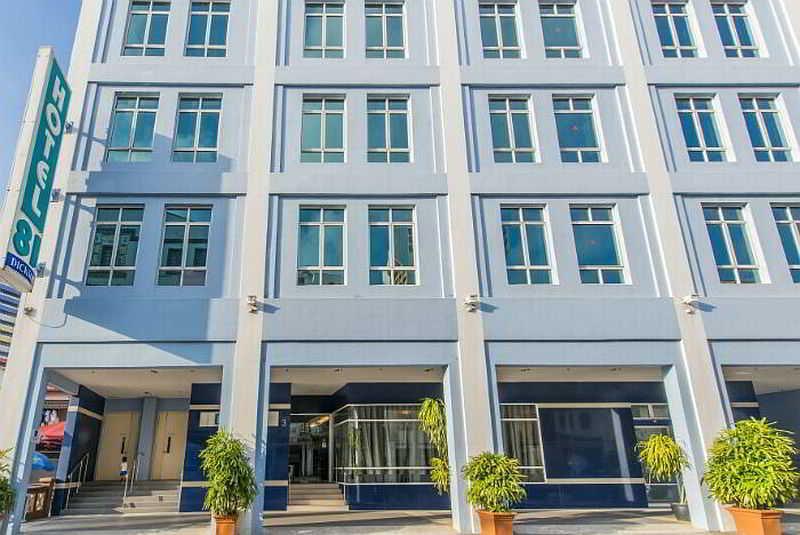 81 Dickson Hotel 2*