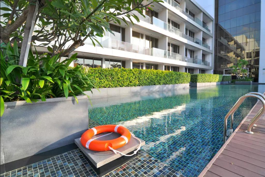 Apartment Two Bedroom In Chinatown Above Mrt
