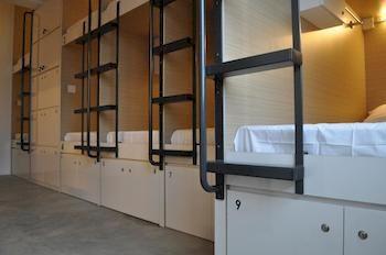 Capsule hotel K2 Singapore