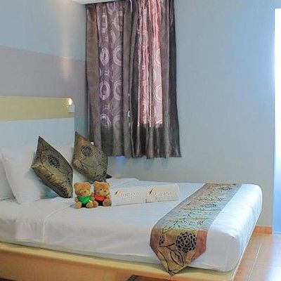 Ibis Budget Crystal 2* Singapore