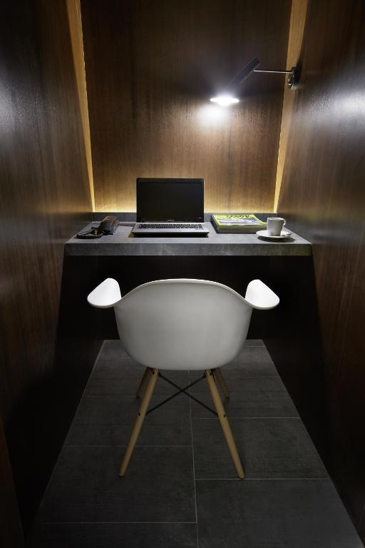 The Pod At Road Boutique Capsule Hotel kapsul 2*