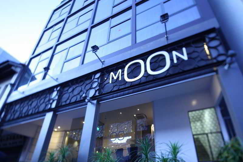 Moon 23