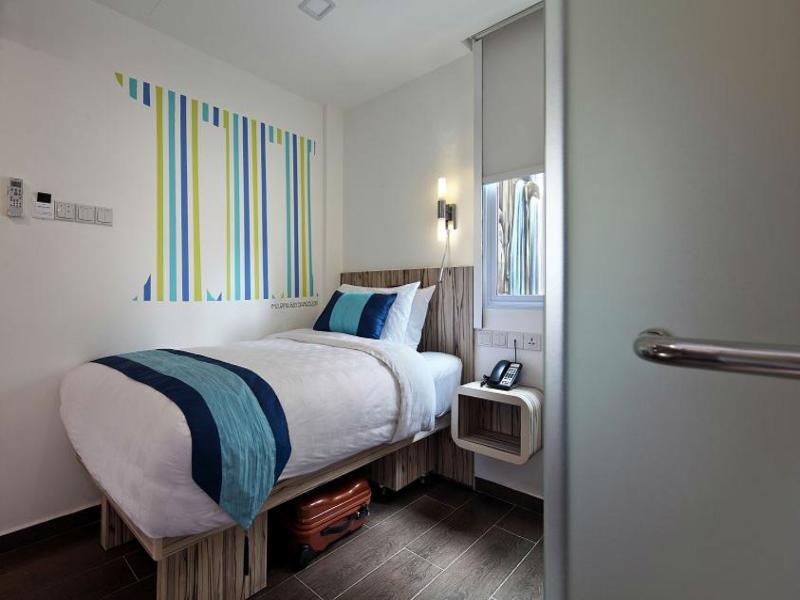 Hotel Clover The Arts 3*