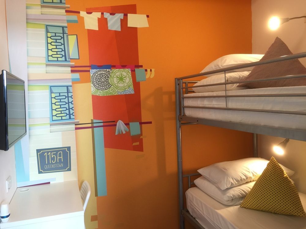 Five Stones Hostel Singapore