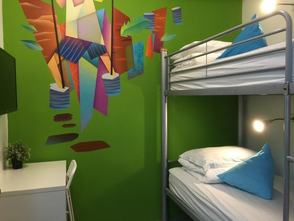 Hostel Five Stones