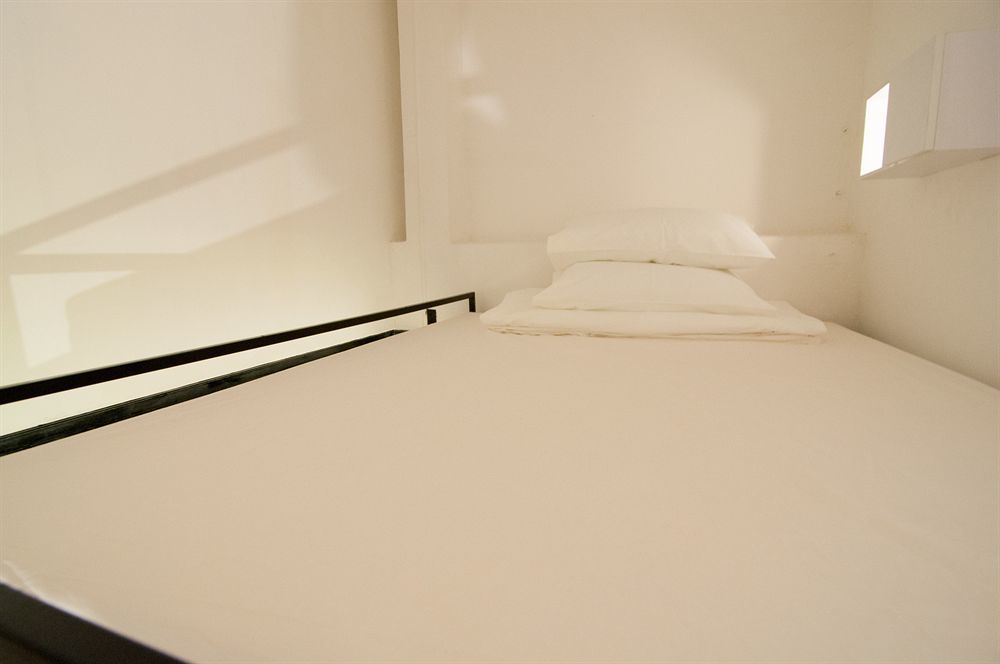 5footway.inn Project Boat Quay Hostel *