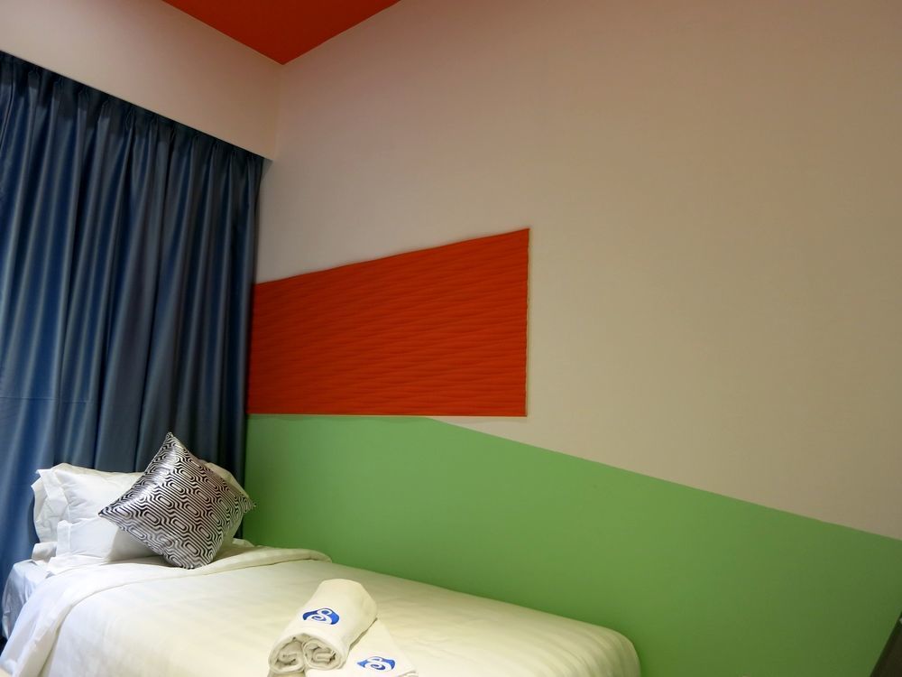 Snow Lavender Hotel