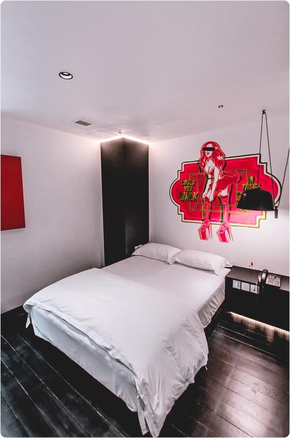 Hi Hotel