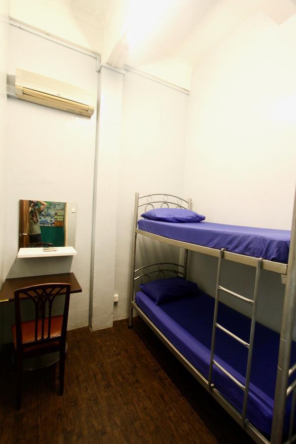 Backpacker Cozy Corner Hostel *