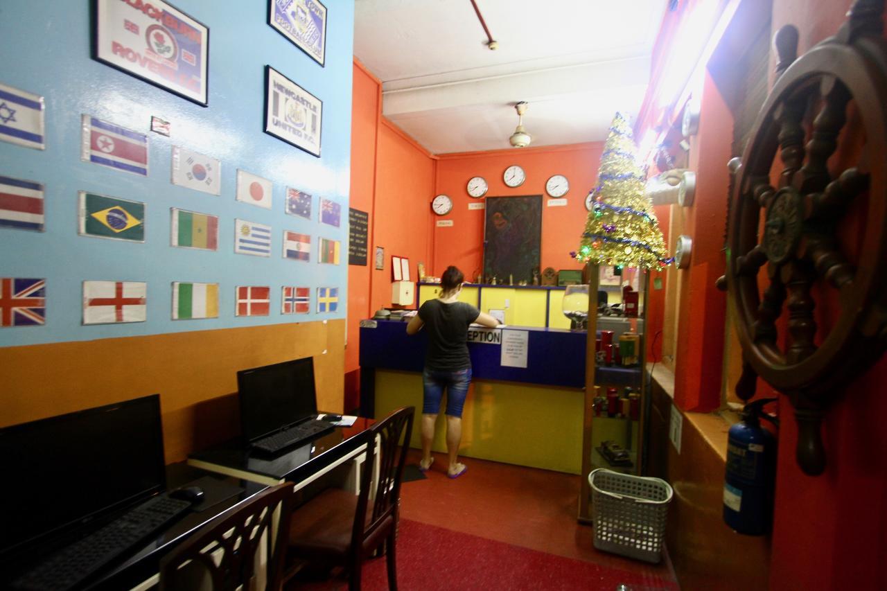 Backpacker Cozy Corner Hostel