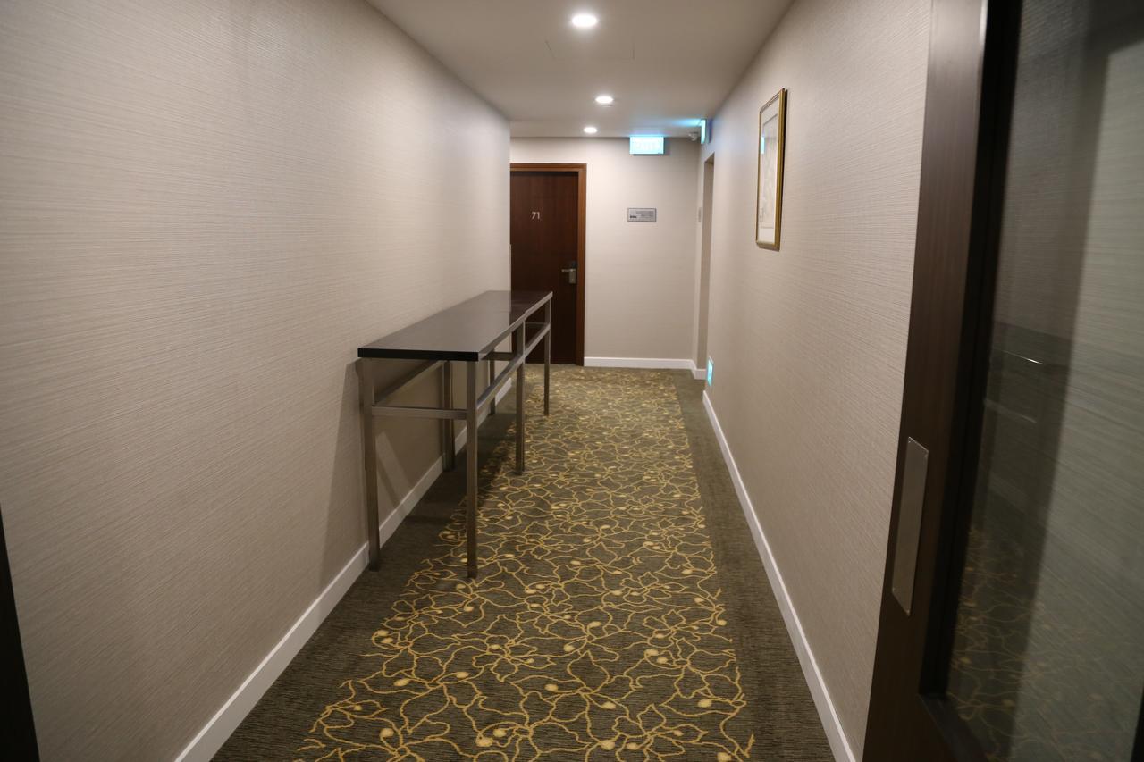 Hotel Ambassador Transit Terminal 2