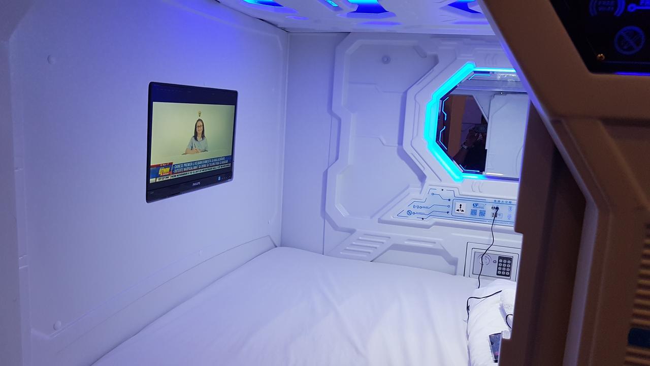 Galaxy Pods @ Chinatown Singapore
