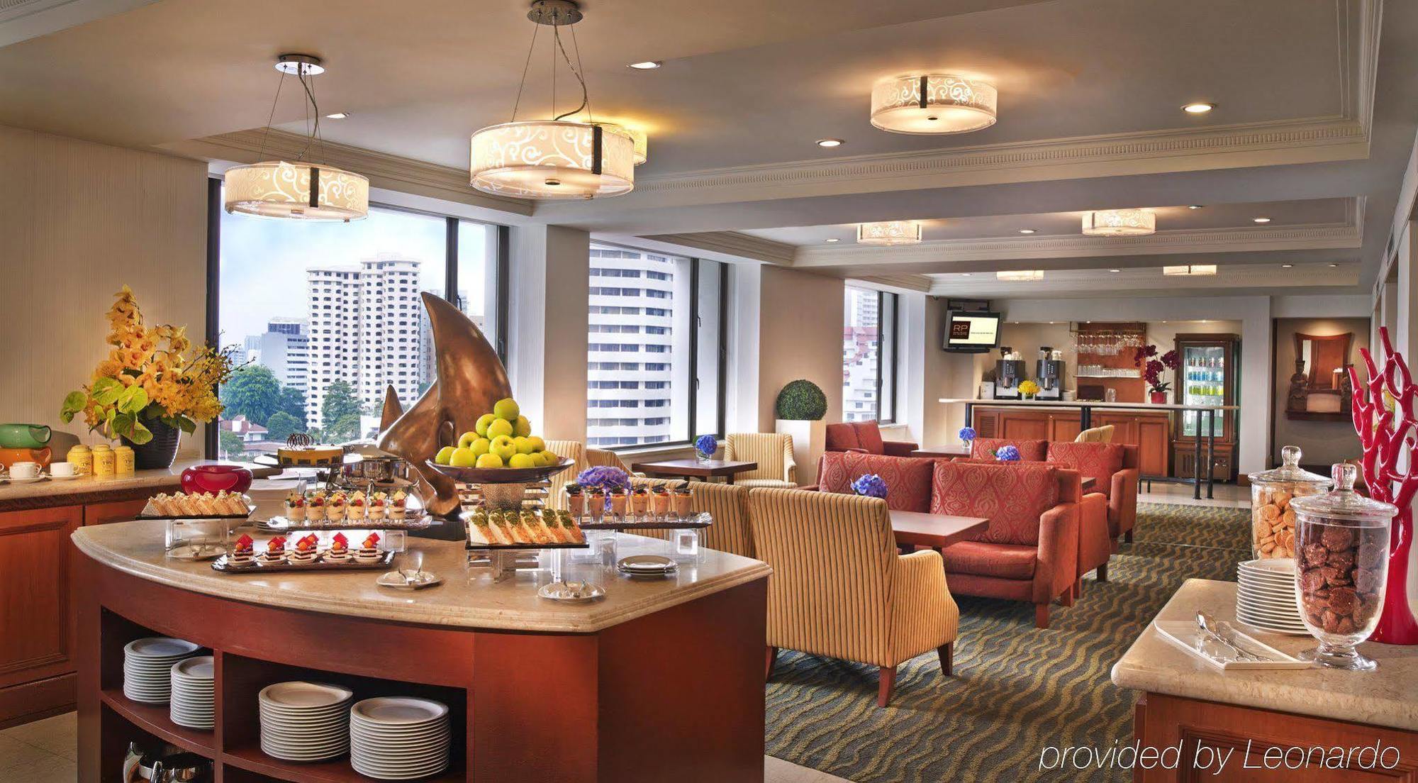 Royal Plaza On Scotts Hotel 5*