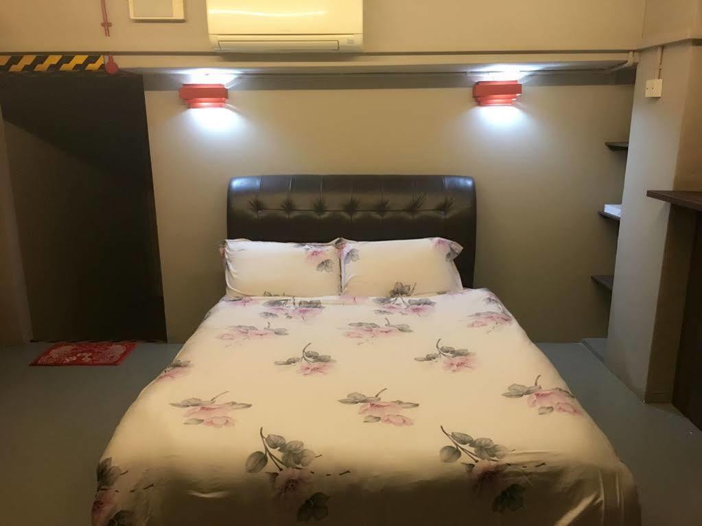 Capsule hotel K2 Singapore