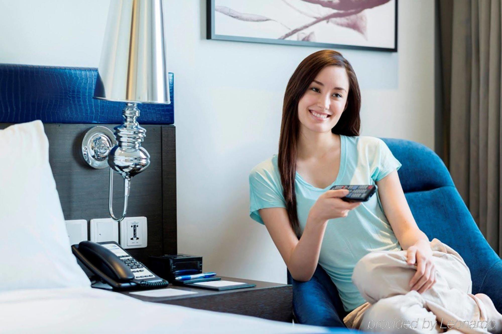Express Katong By Ihg Hotel 4*