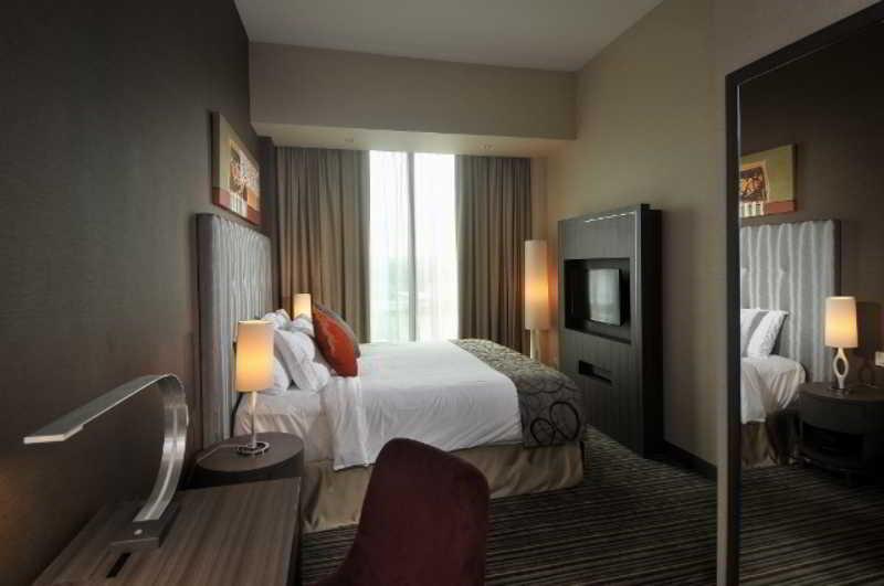 Park Avenue Changi Hotel
