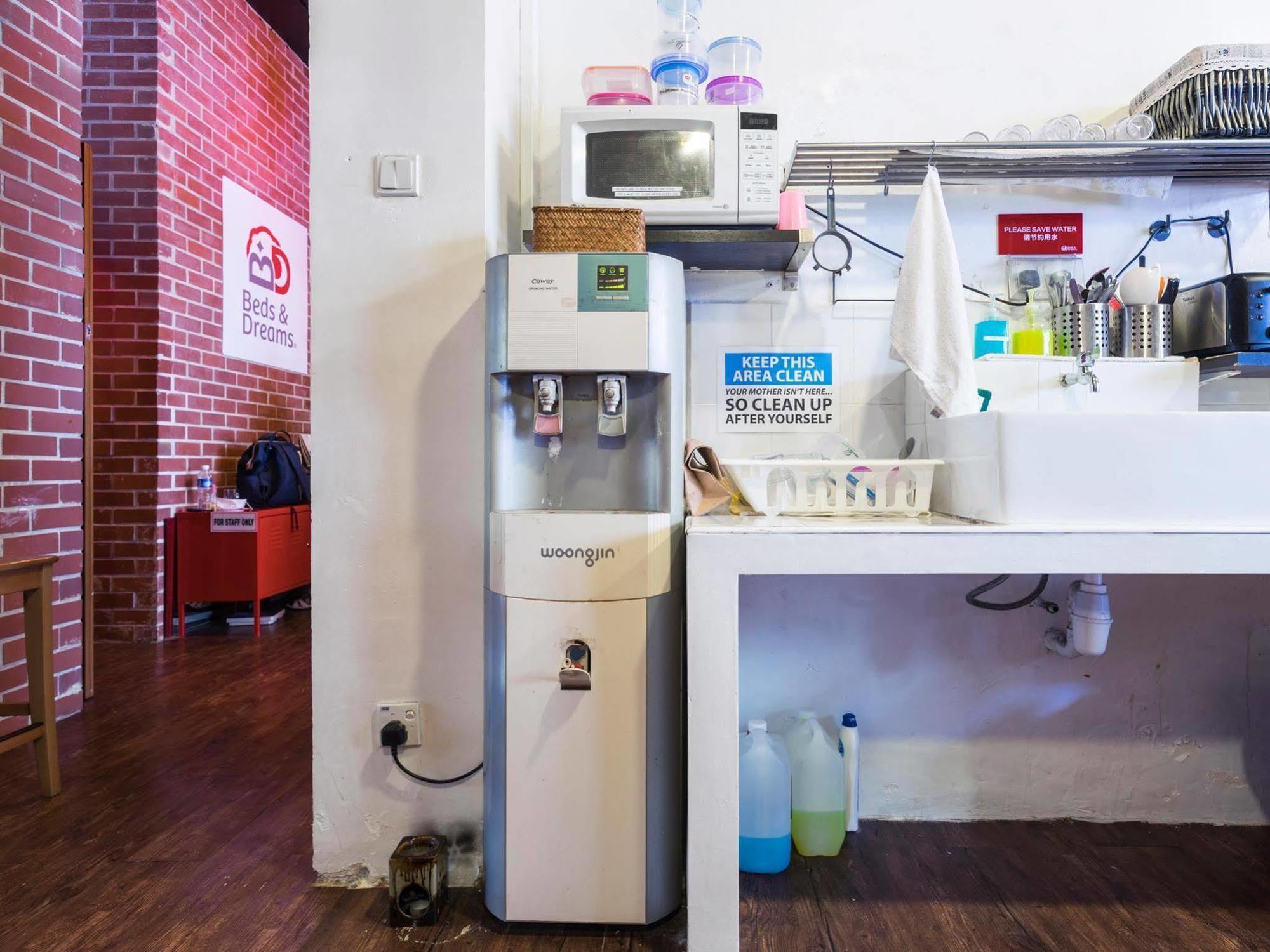 Hostel Beds And Dreams @ Chinatown 2 Singapore
