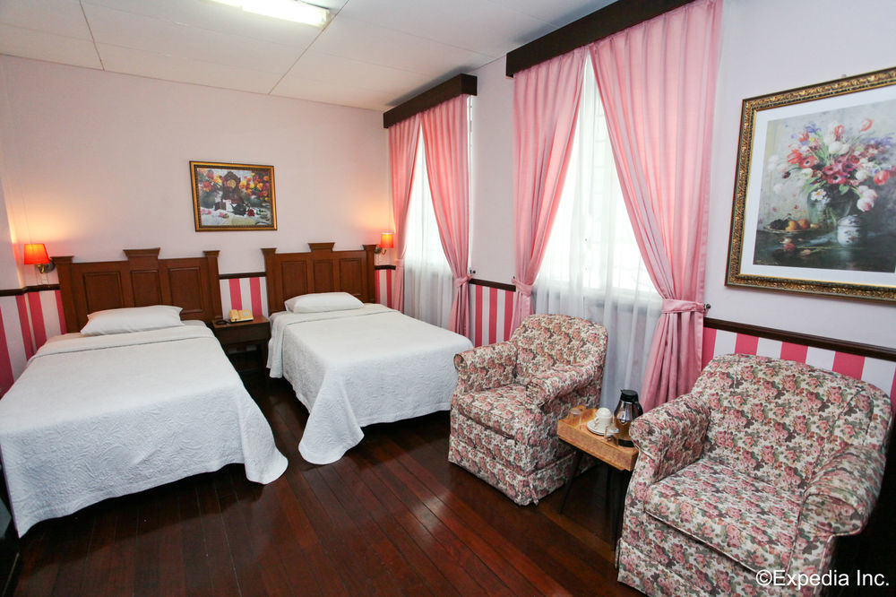 Sloane Court 2* Singapore