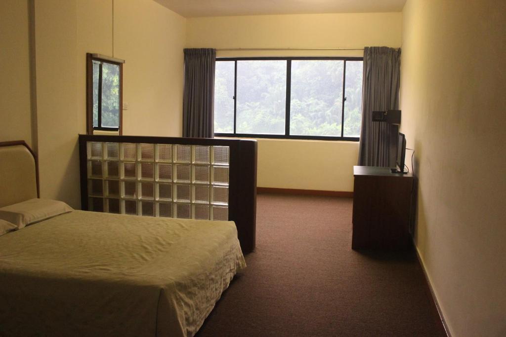 Supreme Hotel 3*