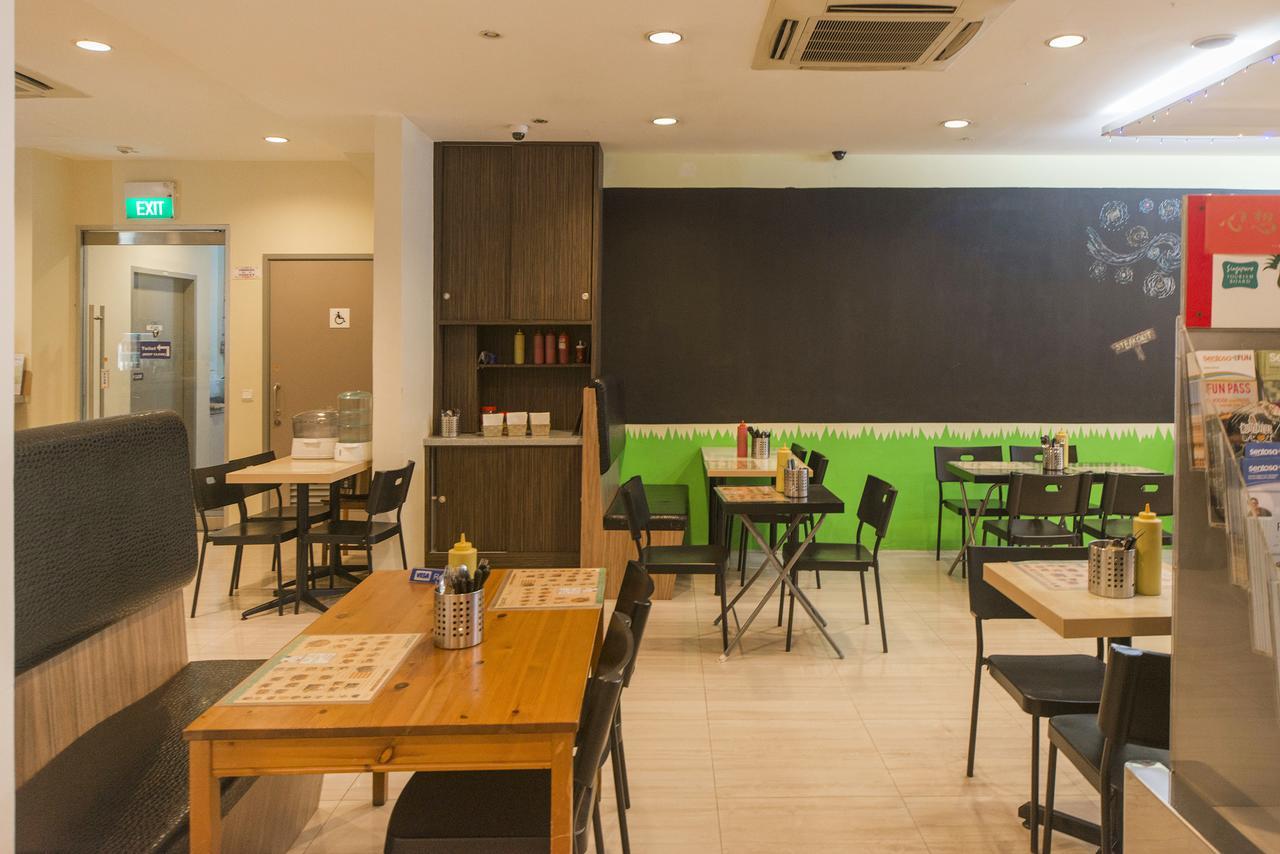 Reddoorz Plus @ Victoria Street Hotel