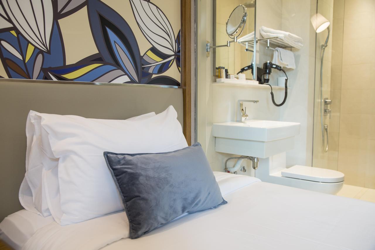 Bencoolen At Hong Kong Street 4* Singapore