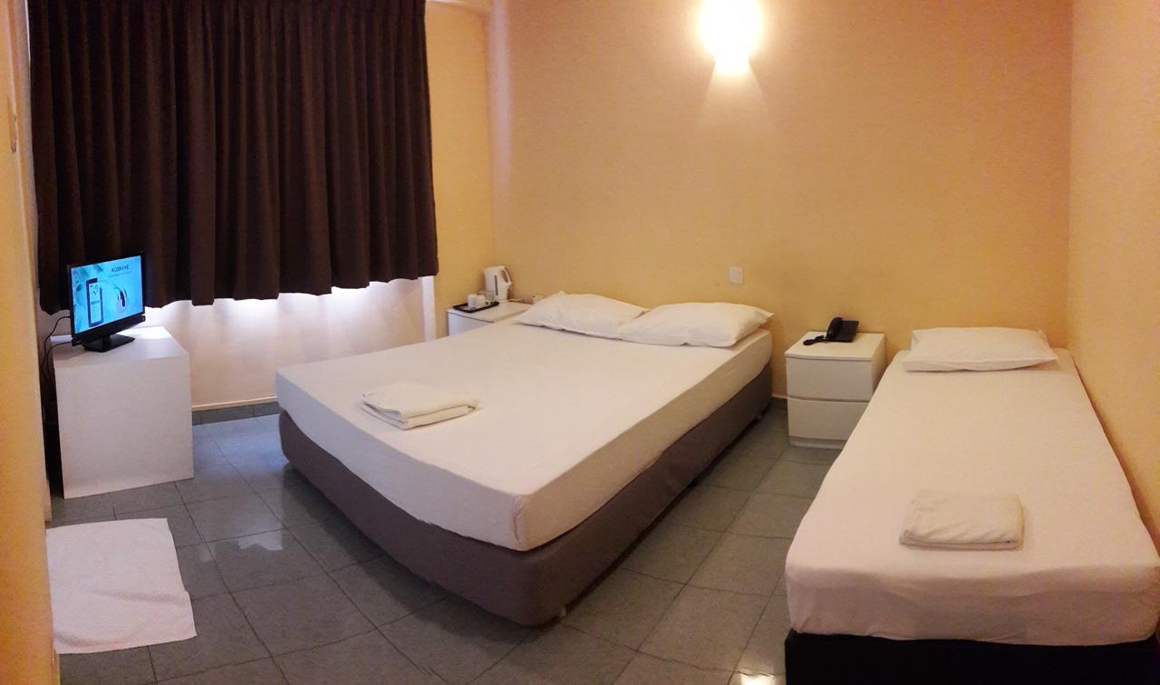 Hotel K 12 2*