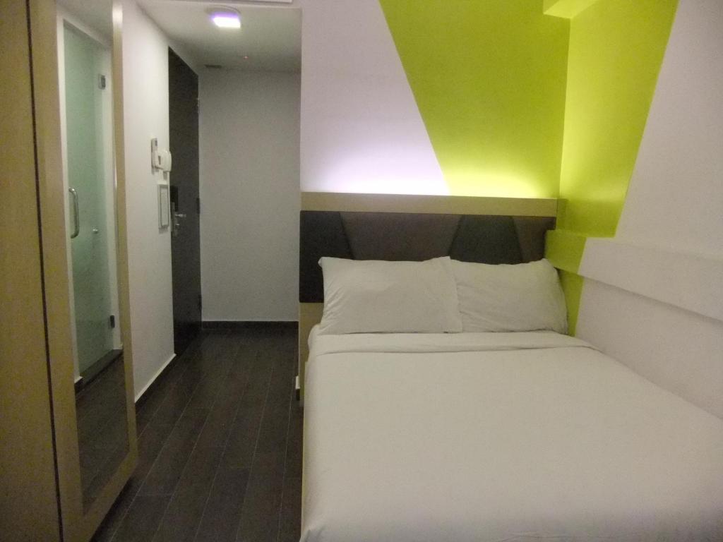 Amaris By Santika, Bugis - Singapore