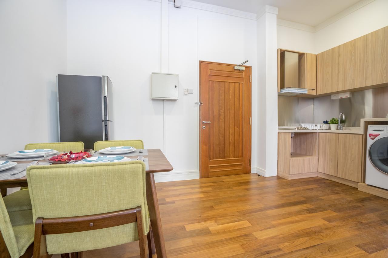 Clubhouse Residences Serviced - Staycation Approved Pangsapuri Singapura