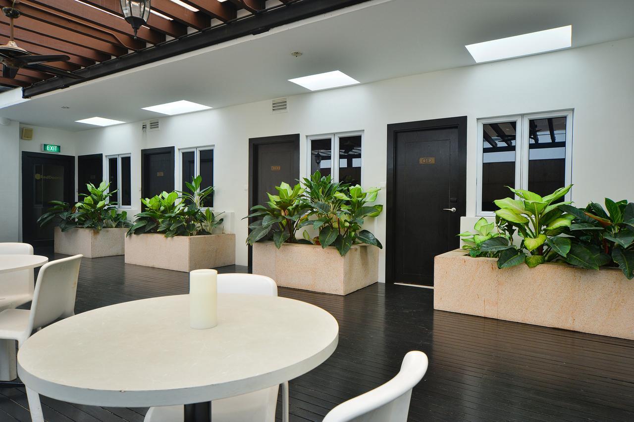 Hotel The Snooze Marine Parade 3*