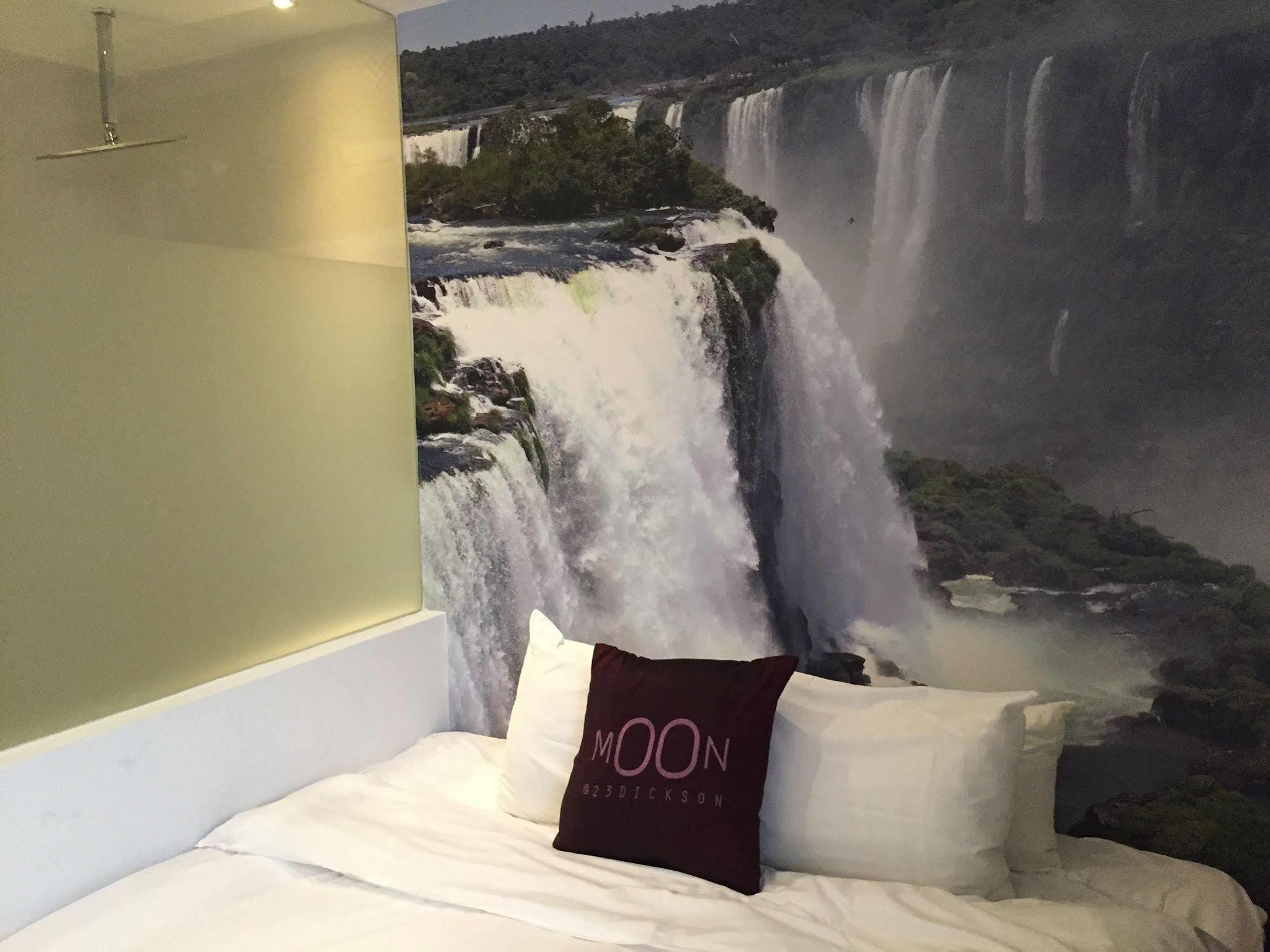 Moon 23 Hotel 3*