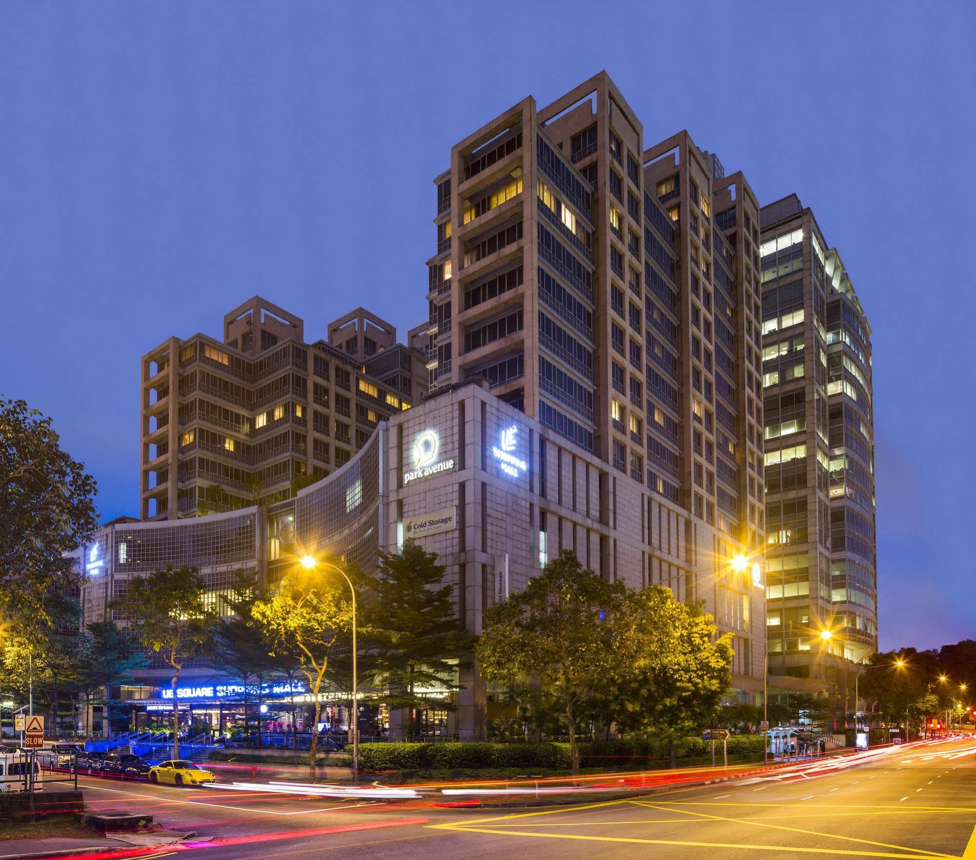 Park Avenue Clemenceau Aparthotel 4*