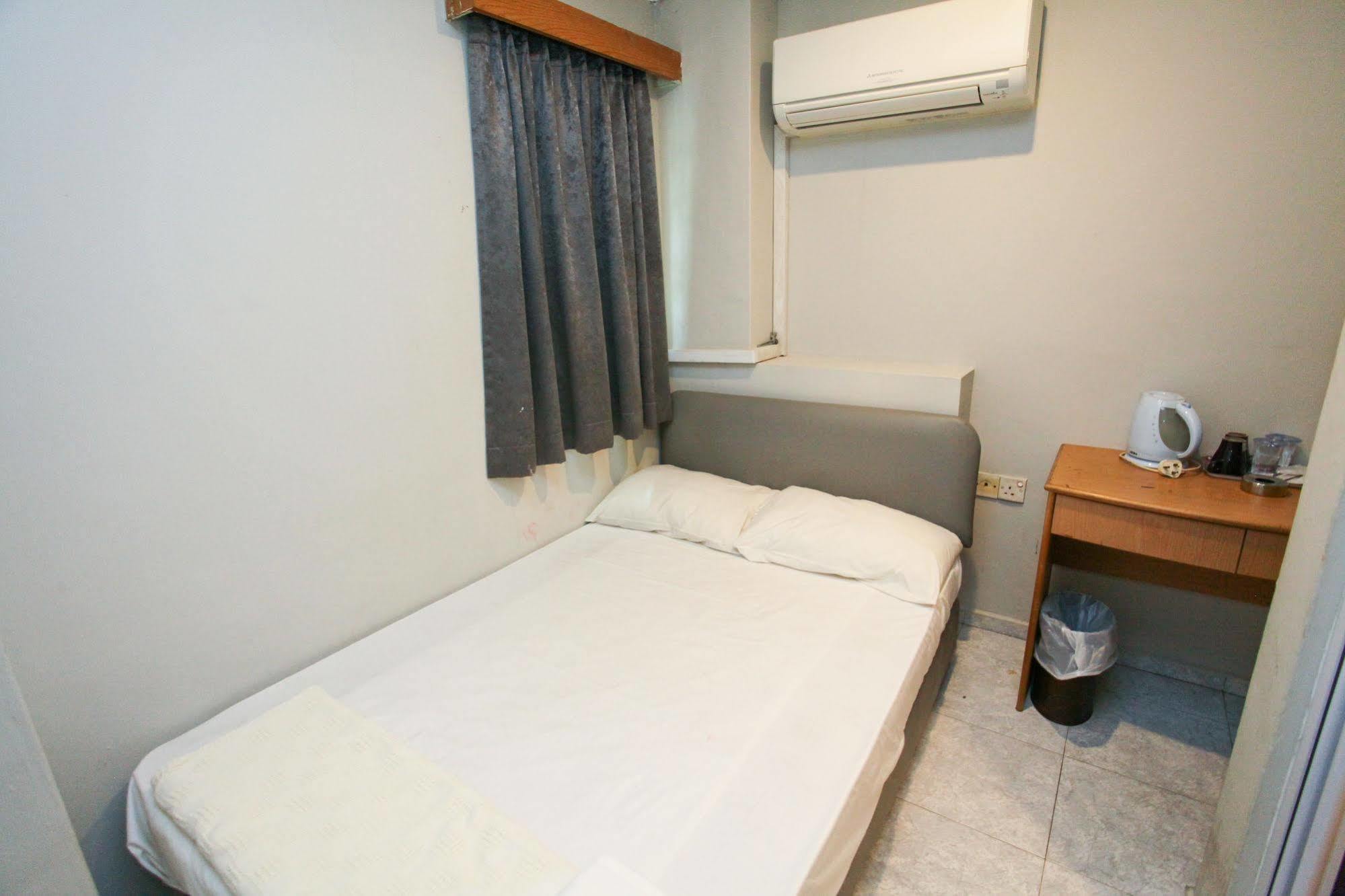 Jjh Aliwal Hotel 2*