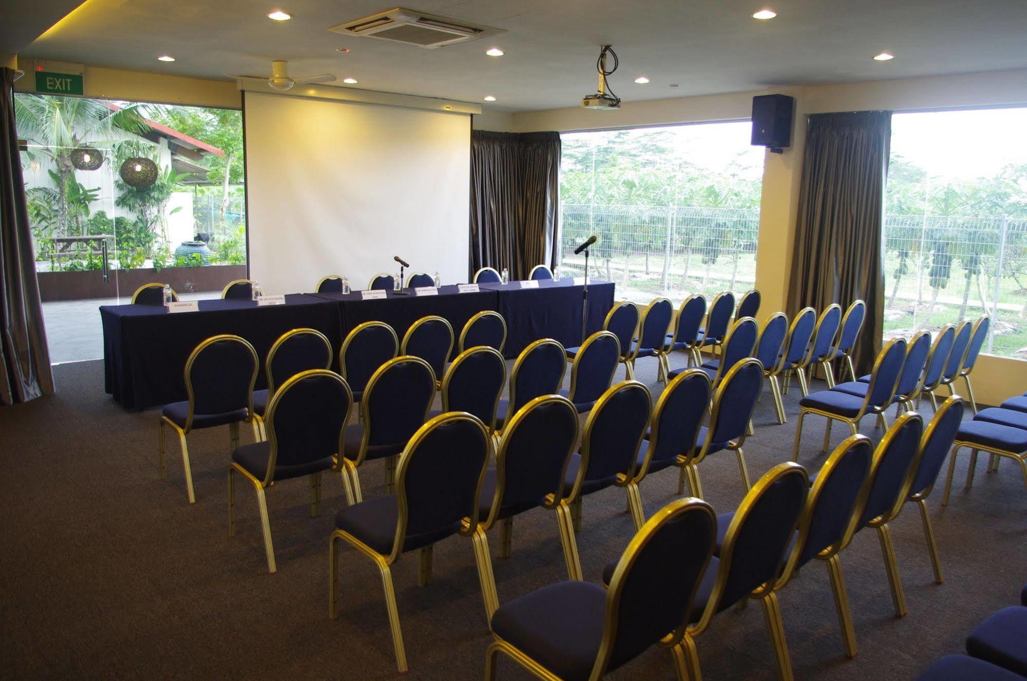 D'kranji Farm Resor 3*