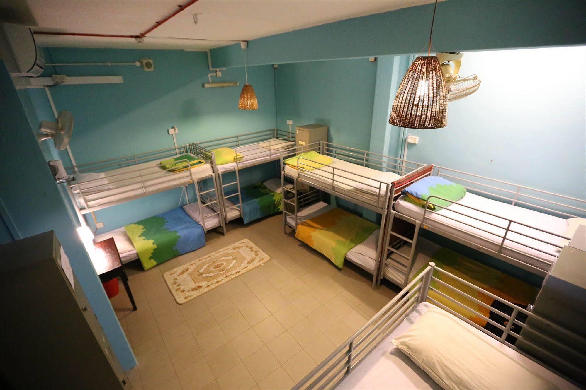 Fernloft - , Chinatown Hostel *