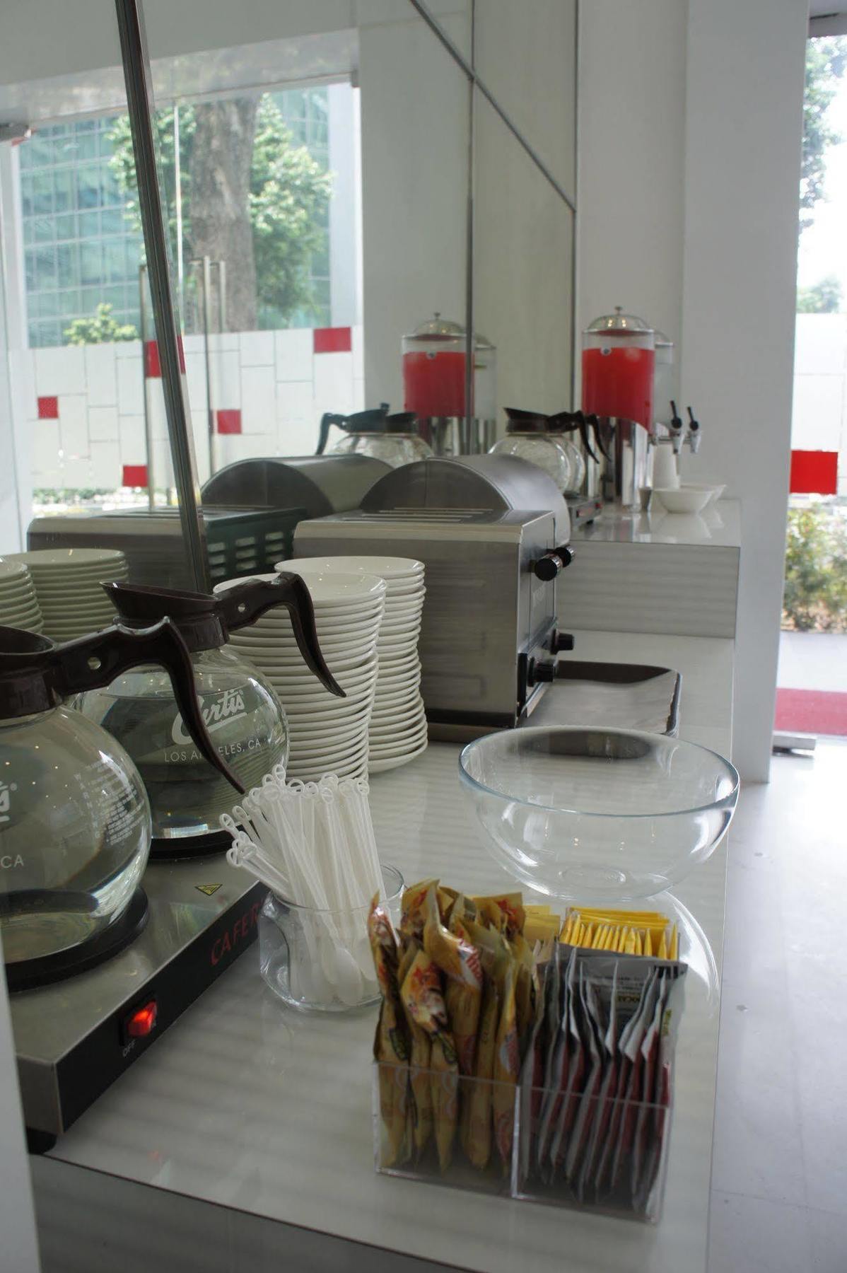 Hotel Amaris By Santika, Bugis - 2*