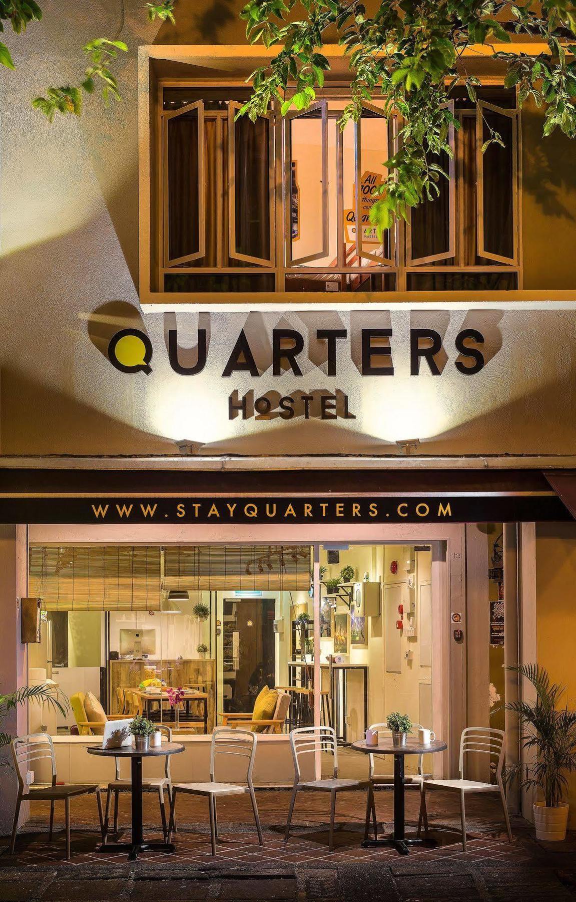 Hotel kapsul Quarters Capsule