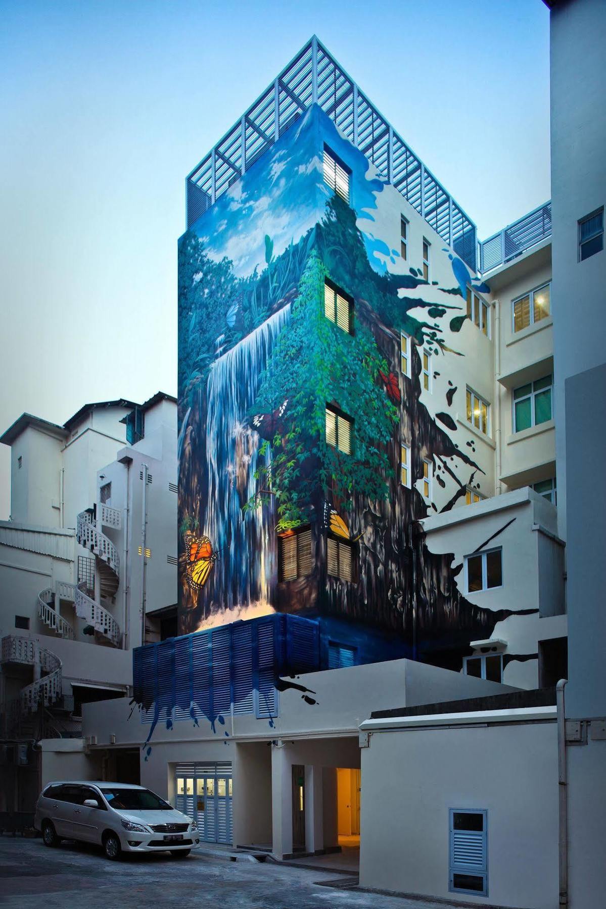 Clover The Arts Hotel